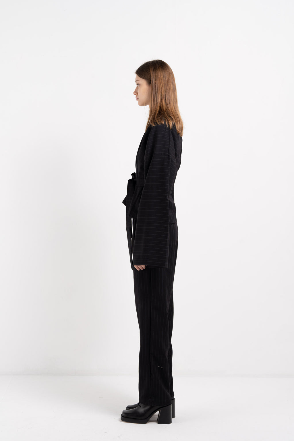 HIGH WAIST TROUSERS WITH PLEATS image 1