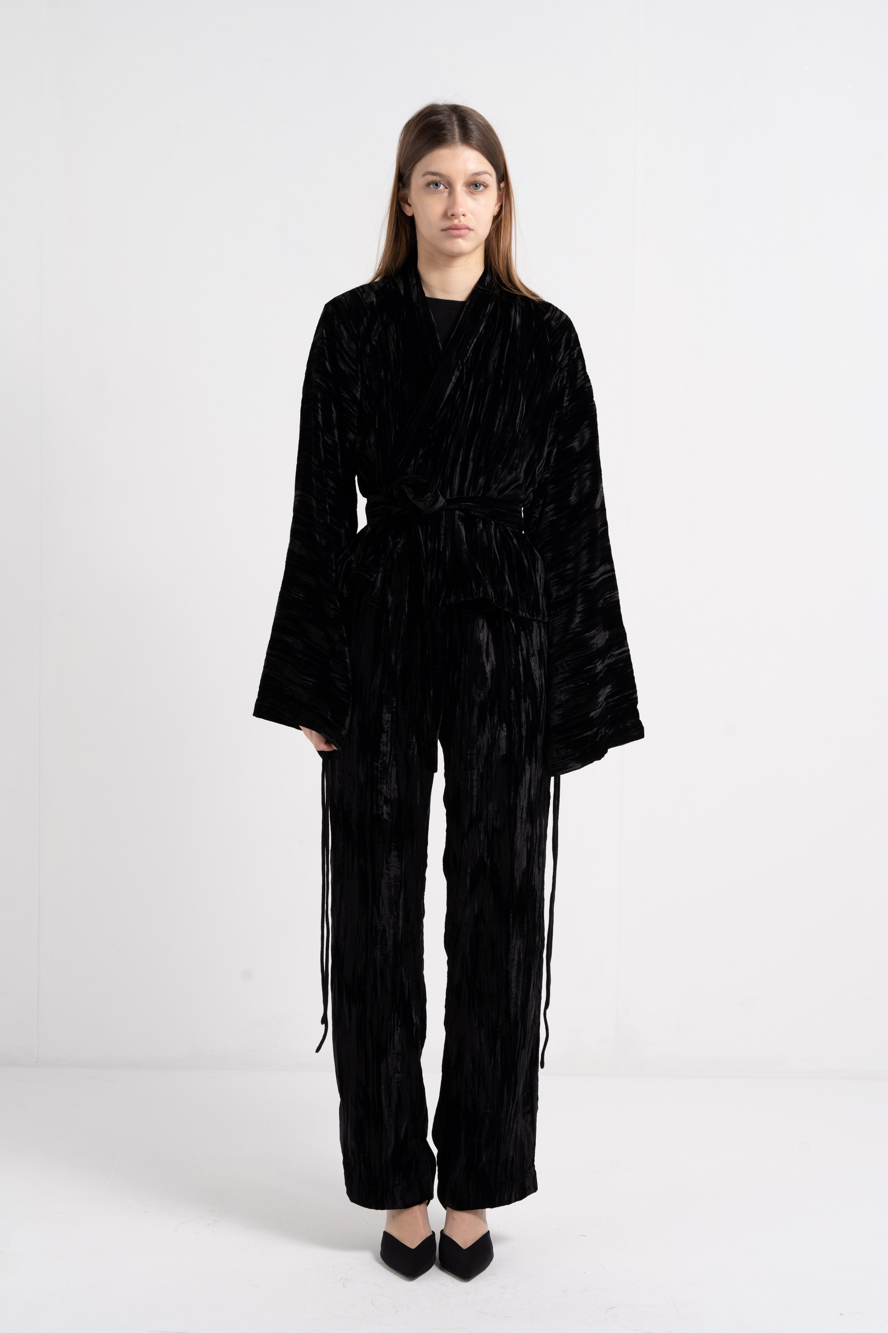 BLACK CRUSHED VELVET KIMONO image 0