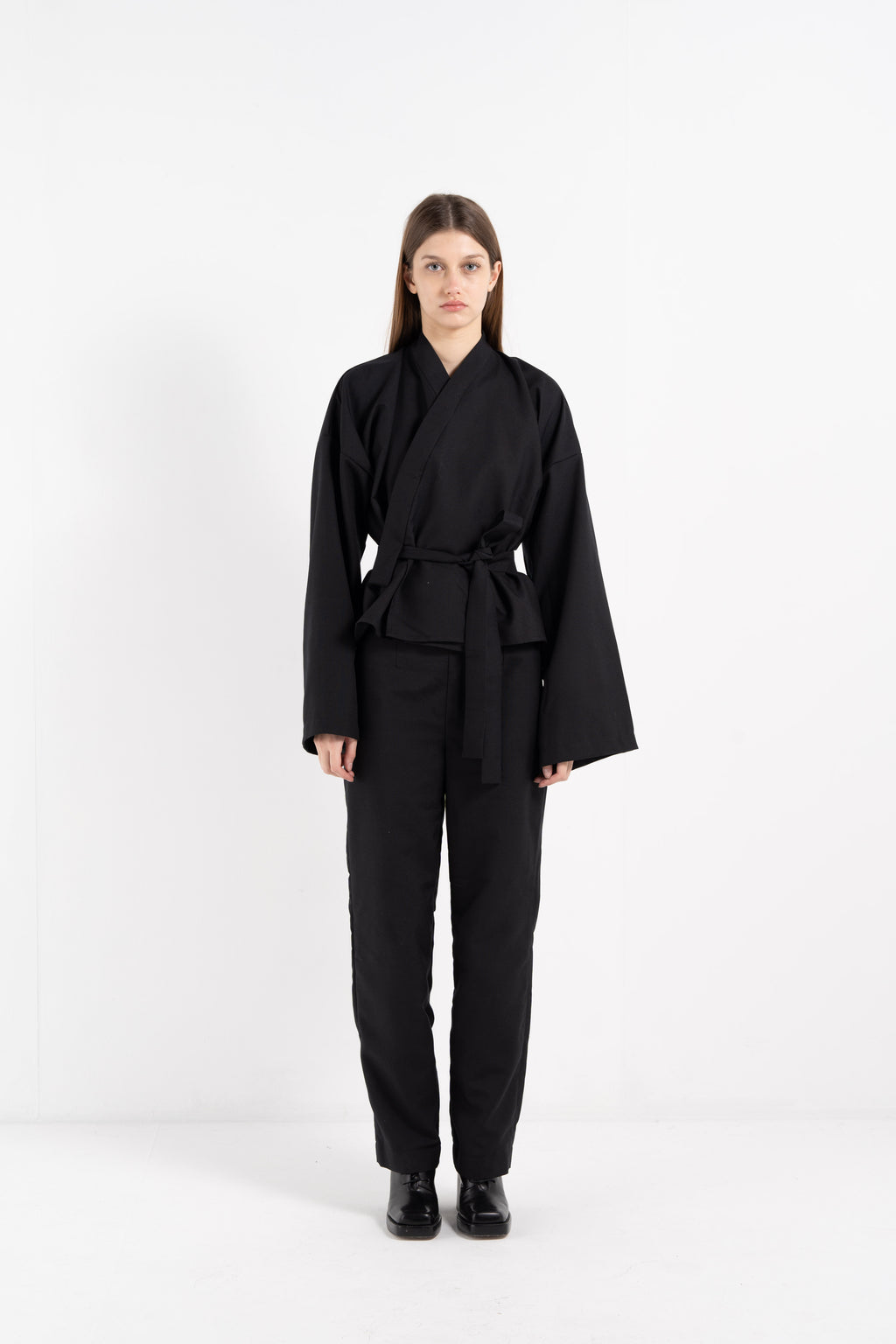BLACK WOOL HIGH WAIST PANTS WITH PLEATS image 0