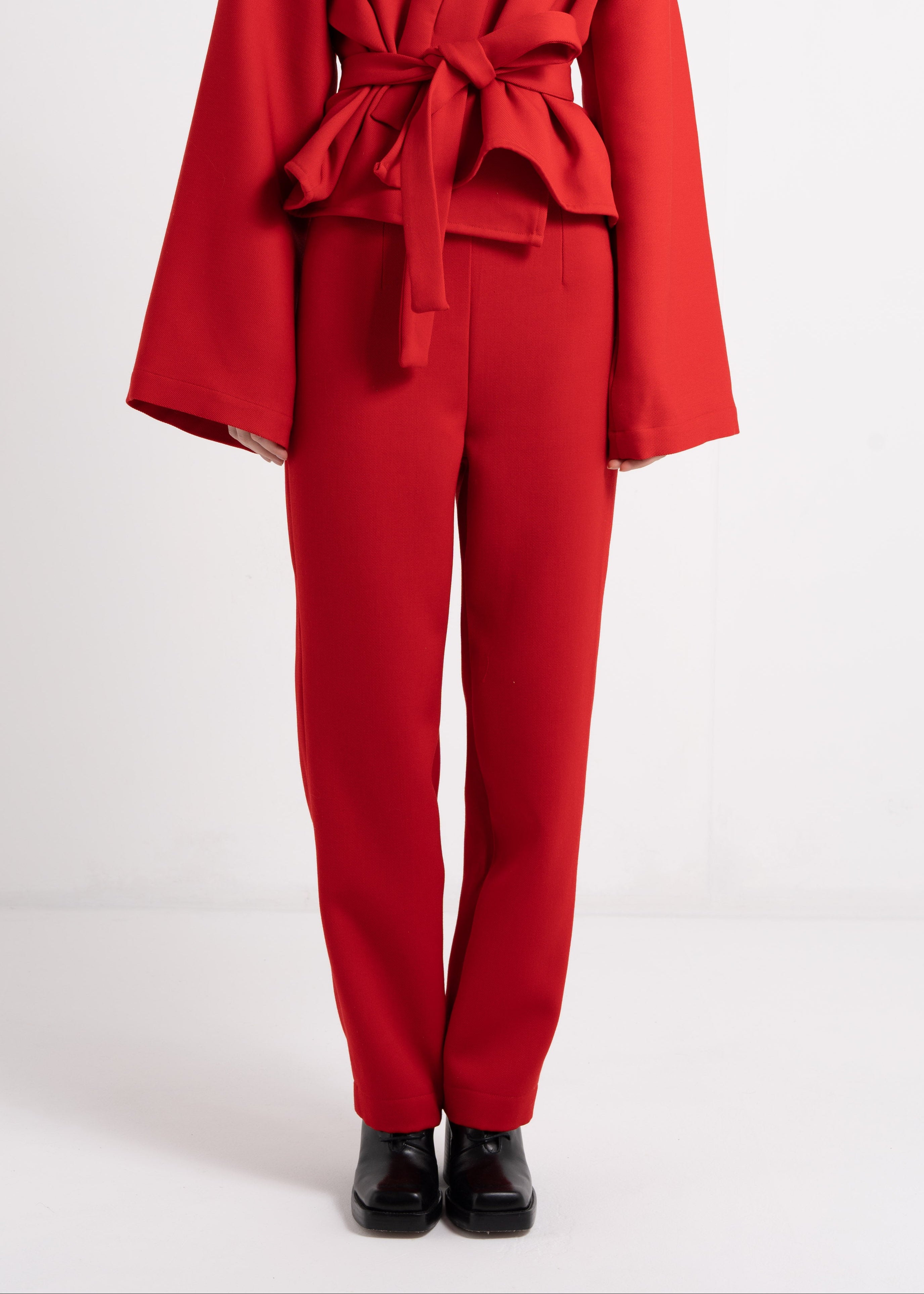RED WOOL HIGH WAIST DARTED TROUSERS image 0