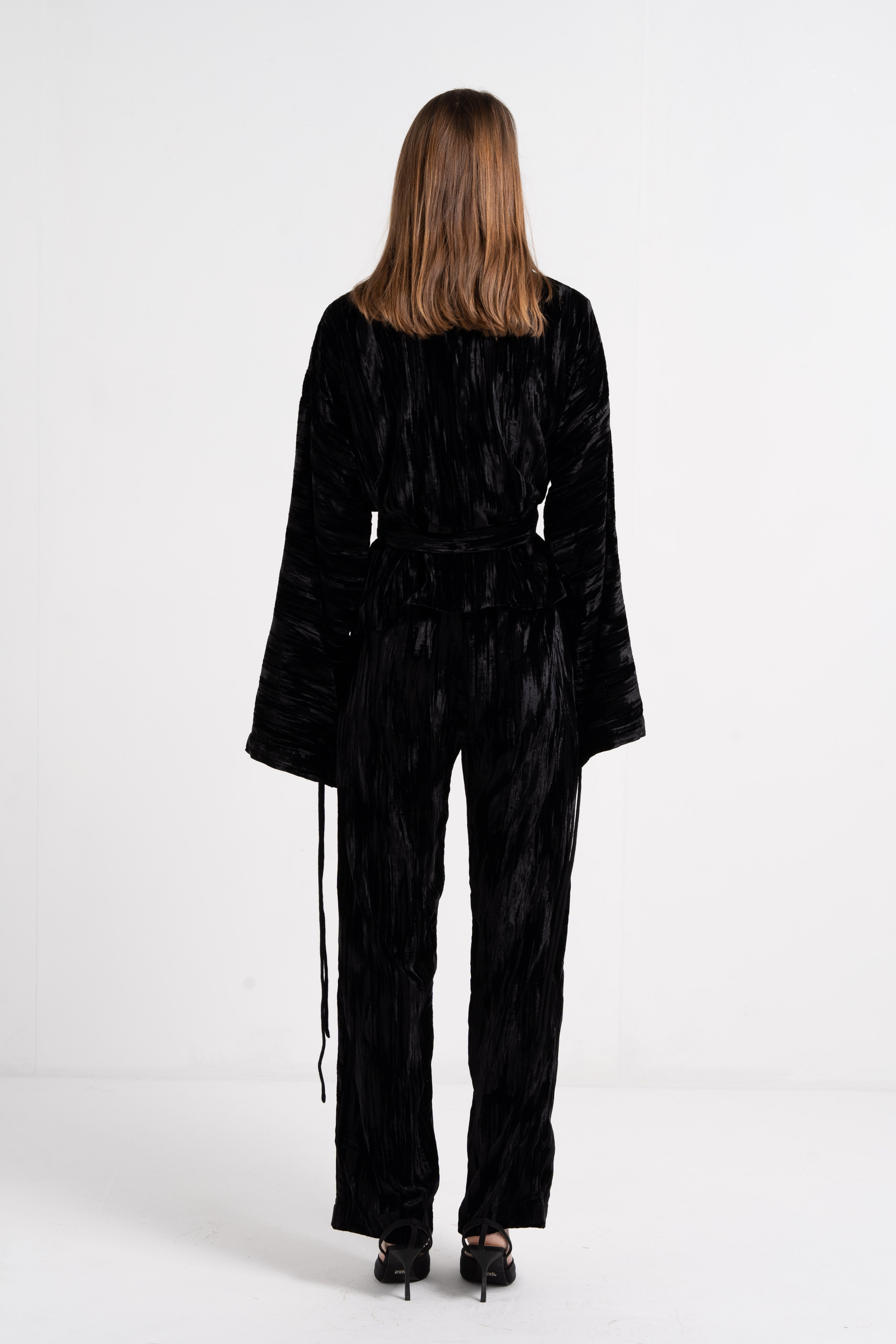 BLACK CRUSHED VELVET KIMONO image 1