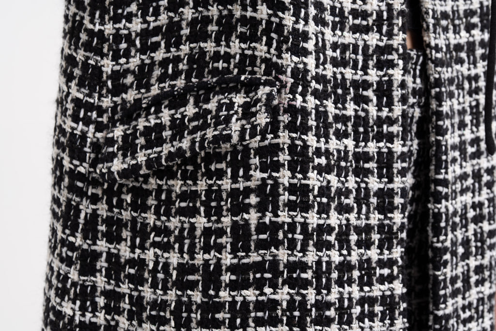 LONG COAT WITH TAILORED COLLAR image 3