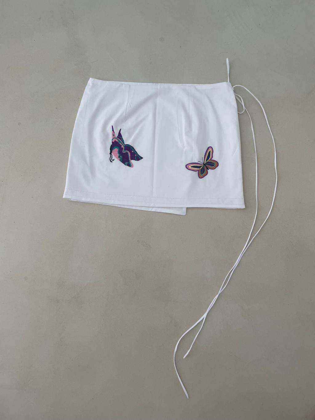 BUTTERFLIES SKIRT image 1