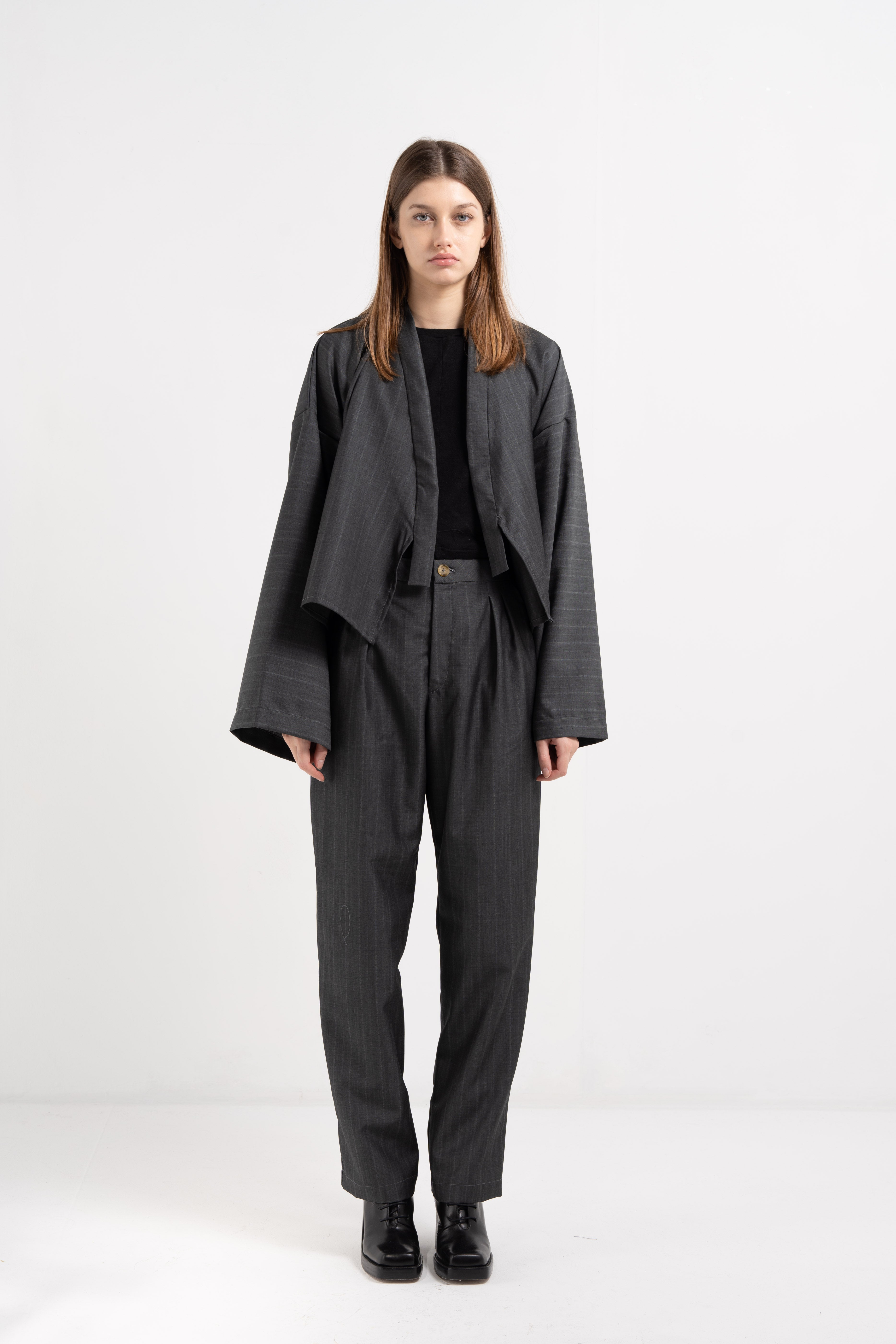 HIGH WAIST TROUSERS WITH PLEATS image 4